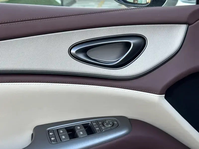 2026 BYD Seal 07 с пробегом 1 700 км