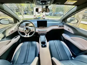 2024 BYD Seagull с пробегом 12 000 км