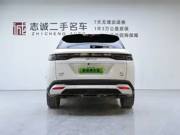 2025 BYD Song L с пробегом 16 000 км