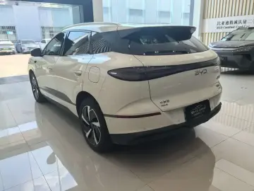 2025 BYD Sea Lion 06 с пробегом 18 600 км