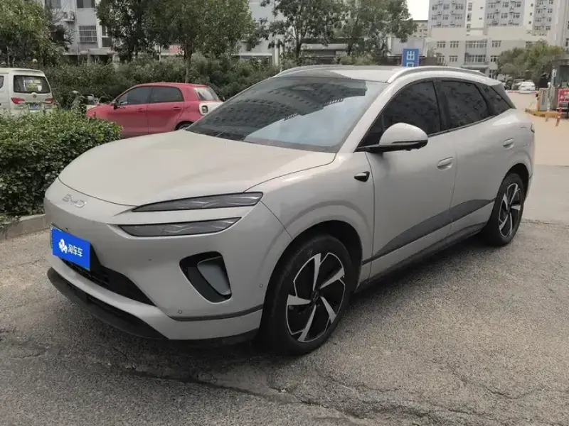 2025 BYD Sea Lion 06 с пробегом 10 000 км