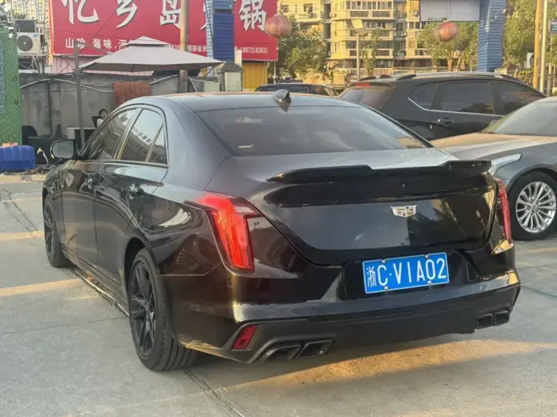 2021 Cadillac CT4 с пробегом 61 000 км