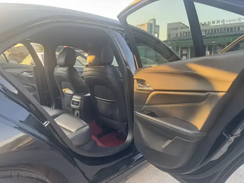 2021 Cadillac CT4 с пробегом 61 000 км