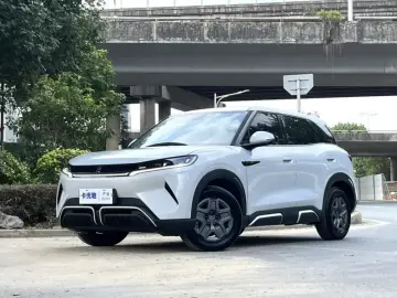2024 BYD Yuan Up с пробегом 40 000 км