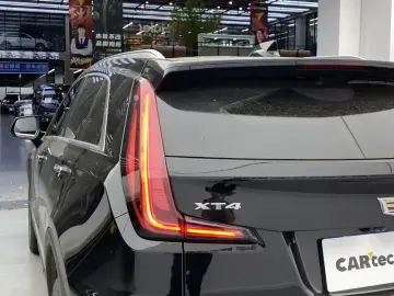 2024 Cadillac XT4 с пробегом 26 000 км