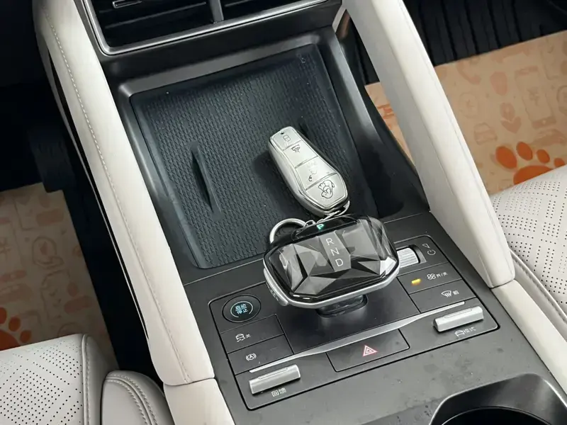 2024 BYD Yuan Up с пробегом 40 000 км