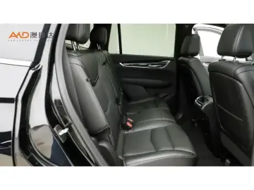 2022 Cadillac XT6 с пробегом 57 500 км