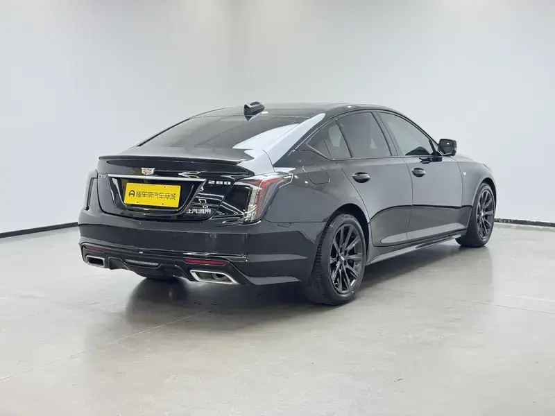 2024 Cadillac CT5 с пробегом 28 200 км