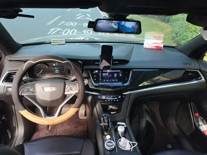 2020 Cadillac XT6 с пробегом 66 900 км