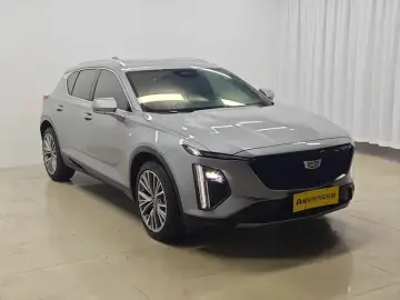 2023 Cadillac GT4 с пробегом 7 900 км