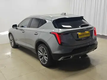 2023 Cadillac GT4 с пробегом 7 900 км