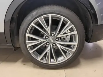 2023 Cadillac GT4 с пробегом 7 900 км