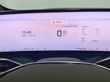 2023 Cadillac GT4 с пробегом 7 900 км