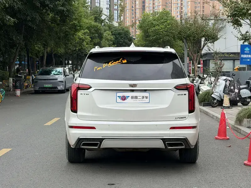 2021 Cadillac XT6 с пробегом 59 000 км