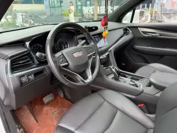 2021 Cadillac XT6 с пробегом 59 000 км