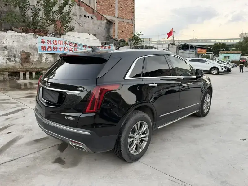 2020 Cadillac XT5 с пробегом 75 200 км