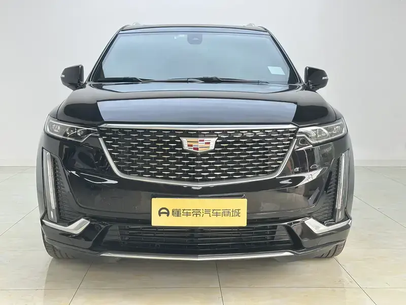 2022 Cadillac XT6 с пробегом 85 100 км