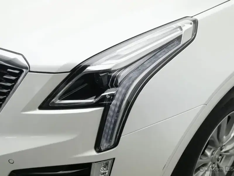 2021 Cadillac XT5 с пробегом 59 300 км