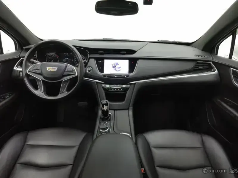 2021 Cadillac XT5 с пробегом 59 300 км