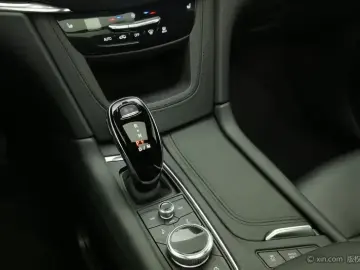 2021 Cadillac XT5 с пробегом 59 300 км