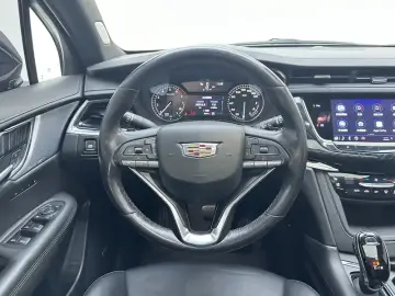 2022 Cadillac XT6 с пробегом 85 100 км