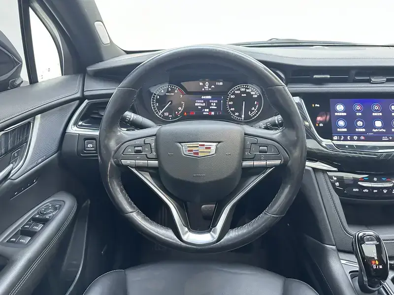 2022 Cadillac XT6 с пробегом 85 100 км