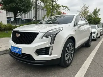 2022 Cadillac XT5 с пробегом 69 800 км