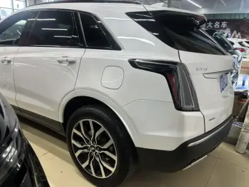 2022 Cadillac XT5 с пробегом 69 800 км