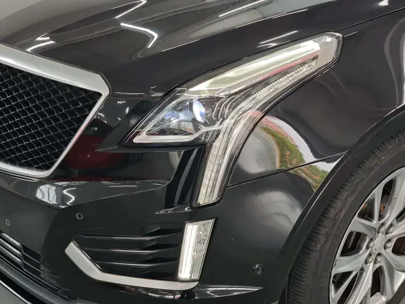 2020 Cadillac XT5 с пробегом 48 600 км