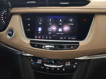 2020 Cadillac XT5 с пробегом 48 600 км