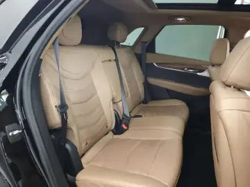 2020 Cadillac XT5 с пробегом 48 600 км