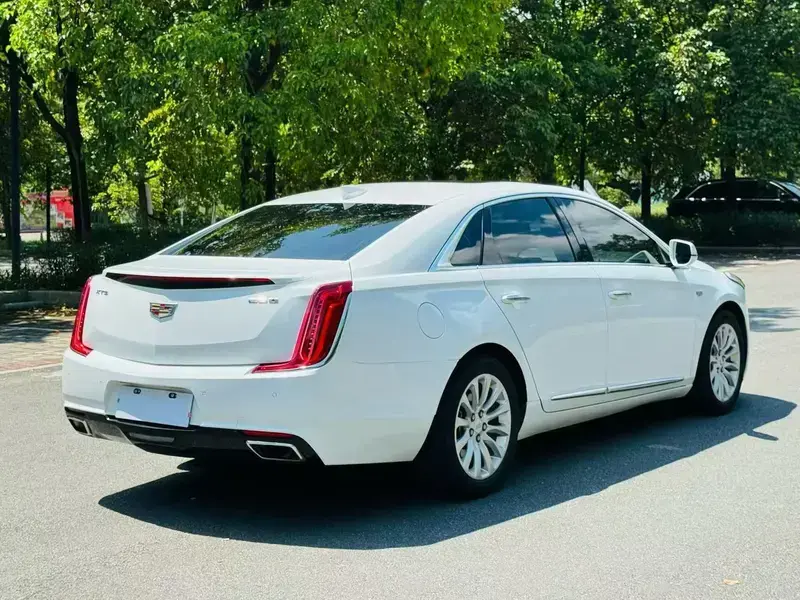 2018 Cadillac XTS с пробегом 84 000 км