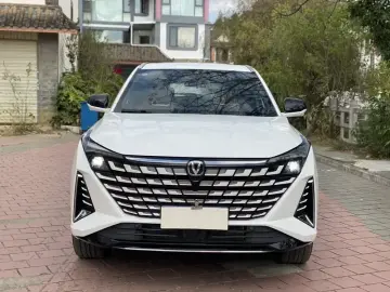 2025 Changan UNI-Z с пробегом 1 000 км