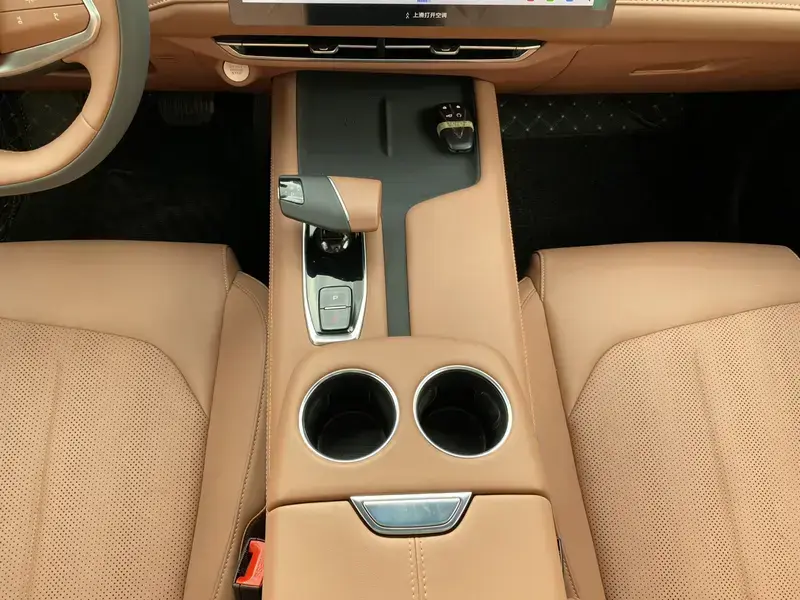 2025 Changan UNI-Z с пробегом 1 000 км