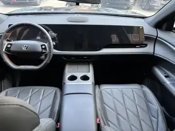 2025 Changan CS75 Plus с пробегом 14 000 км
