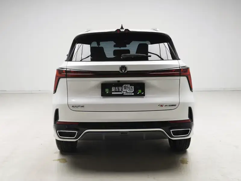 2025 Changan CS75 Plus с пробегом 5 700 км