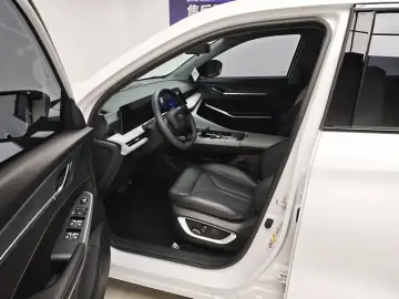 2025 Changan CS75 Plus с пробегом 5 700 км