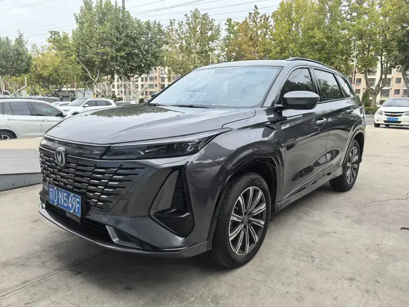 2023 Changan CS75 Plus с пробегом 33 000 км