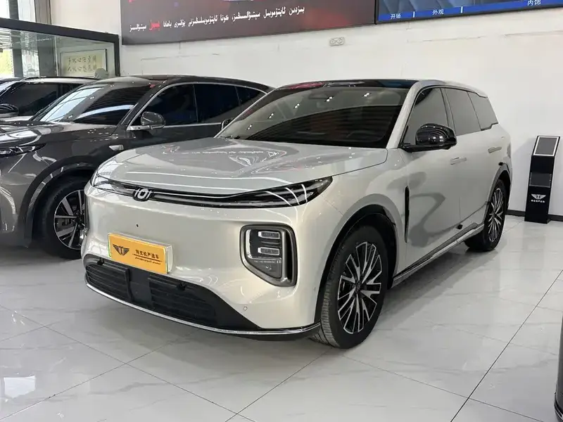 2025 Changan Qiyuan Q07 с пробегом 38 000 км