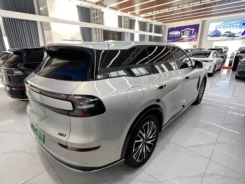 2025 Changan Qiyuan Q07 с пробегом 38 000 км