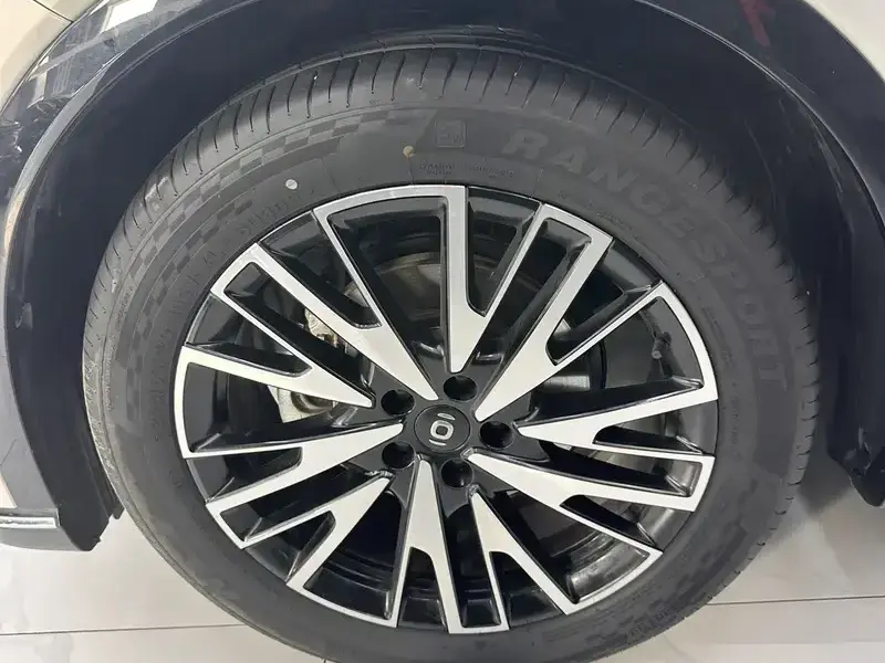 2025 Changan Qiyuan Q07 с пробегом 38 000 км