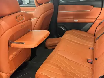 2025 Changan Qiyuan Q07 с пробегом 38 000 км
