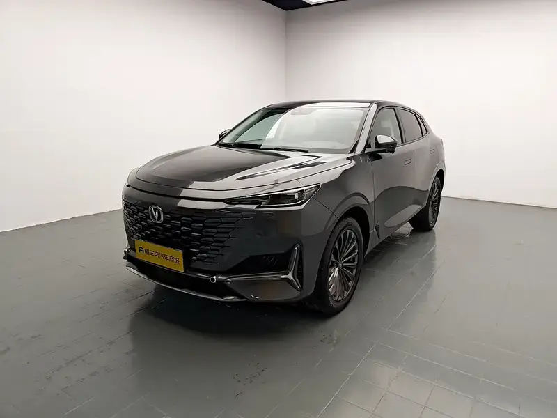 2021 Changan UNI-K с пробегом 40 700 км