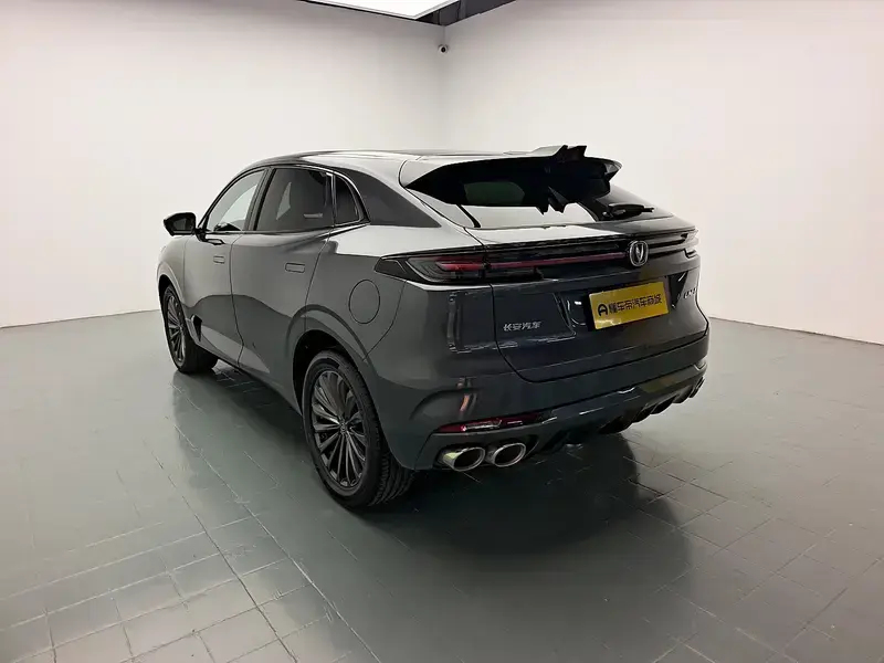 2021 Changan UNI-K с пробегом 40 700 км