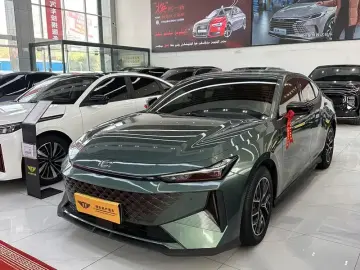 2024 Changan UNI-V с пробегом 43 000 км