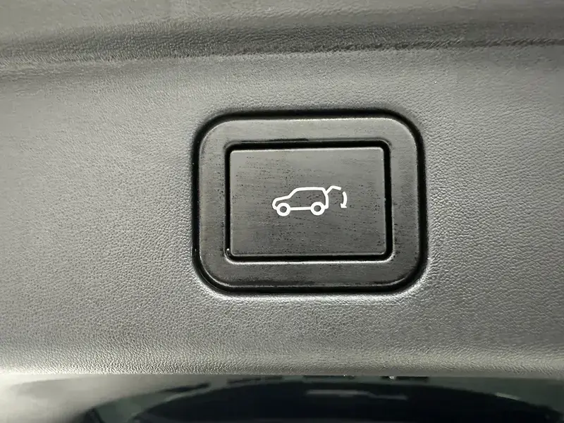 2025 Changan Qiyuan Q07 с пробегом 17 000 км