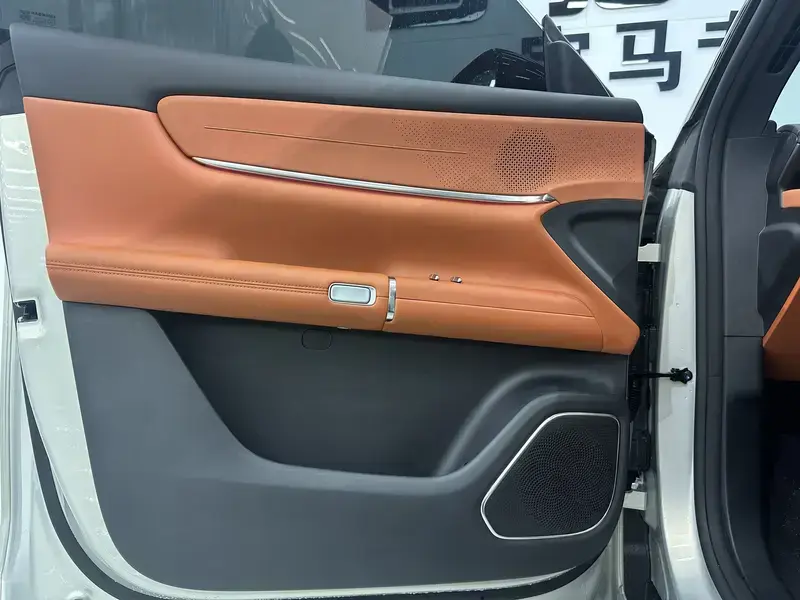 2025 Changan Qiyuan Q07 с пробегом 17 000 км