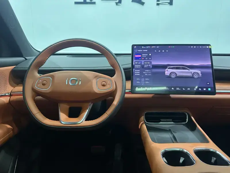 2025 Changan Qiyuan Q07 с пробегом 17 000 км