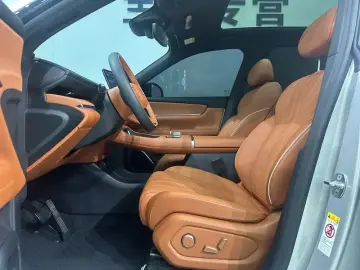 2025 Changan Qiyuan Q07 с пробегом 17 000 км