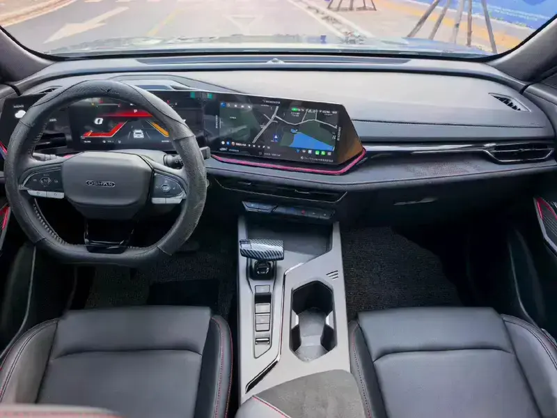 2023 Oshan X5 Plus с пробегом 21 000 км